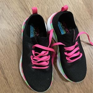 Skechers Lite Sneakers like new! Size 12.5